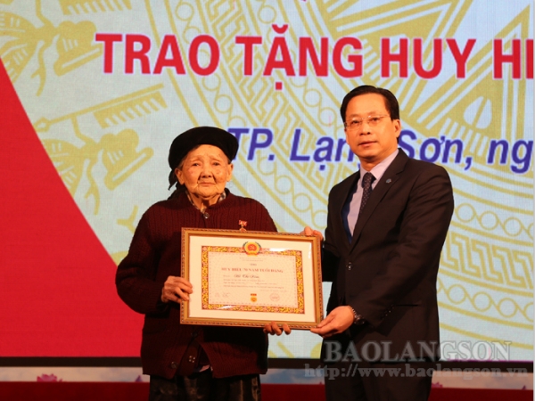 Kỷ niệm 90 năm ngày thành lập Đảng Cộng sản Việt Nam