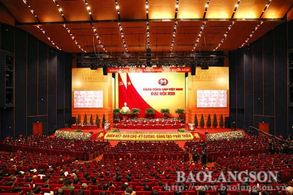 Đại hội đại biểu toàn quốc lần thứ XIII của Đảng: Nhiều ý kiến tham luận sâu sắc